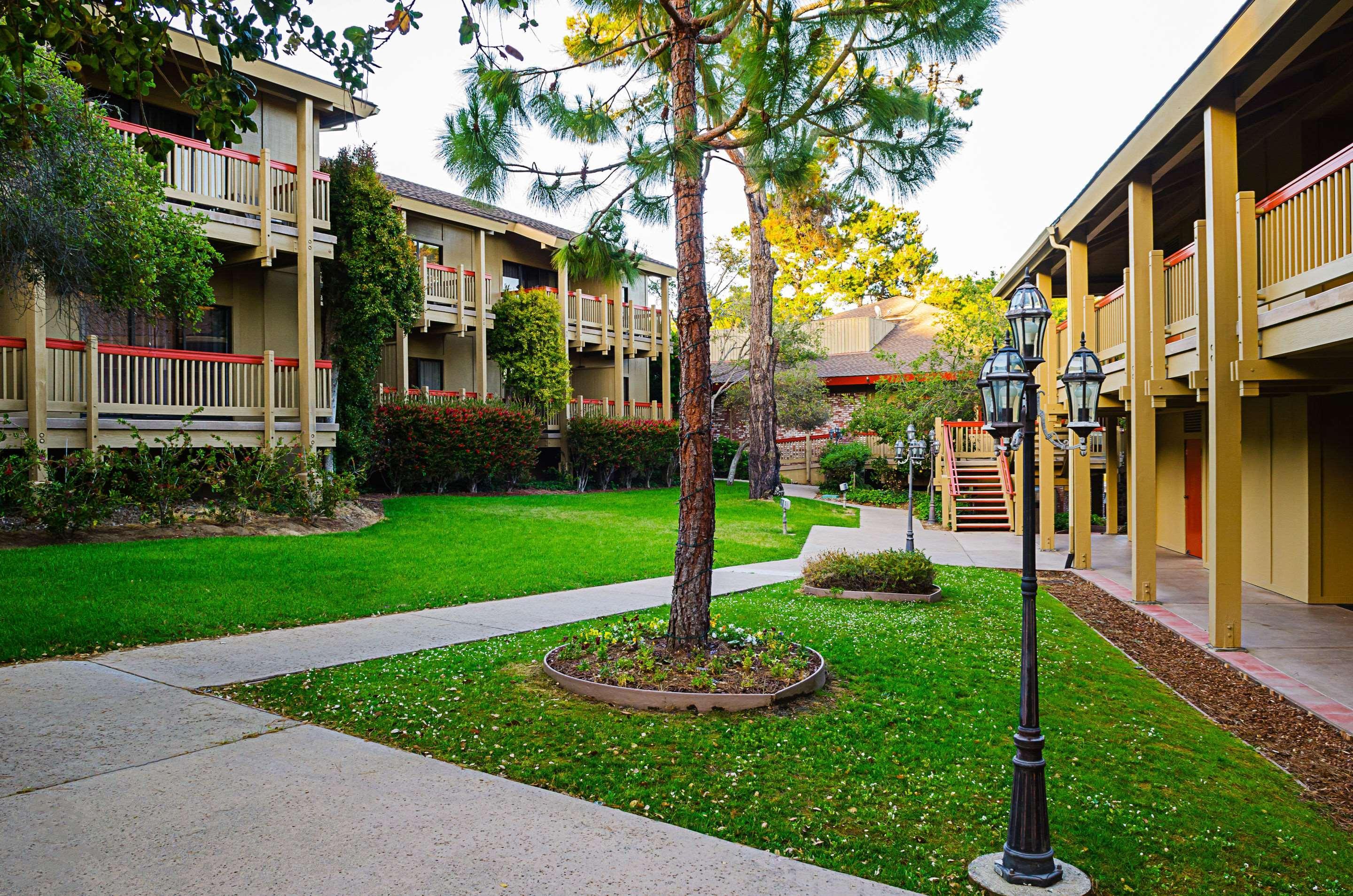 Comfort Inn Monterey Peninsula Airport Exterior foto